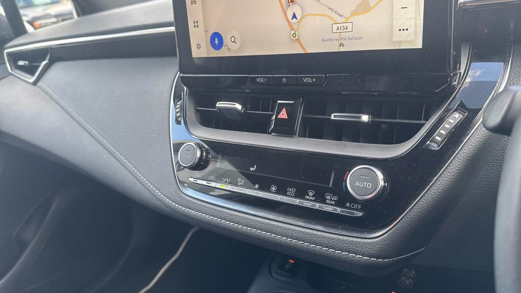Toyota Corolla 1.8 Hybrid Icon Cv #30