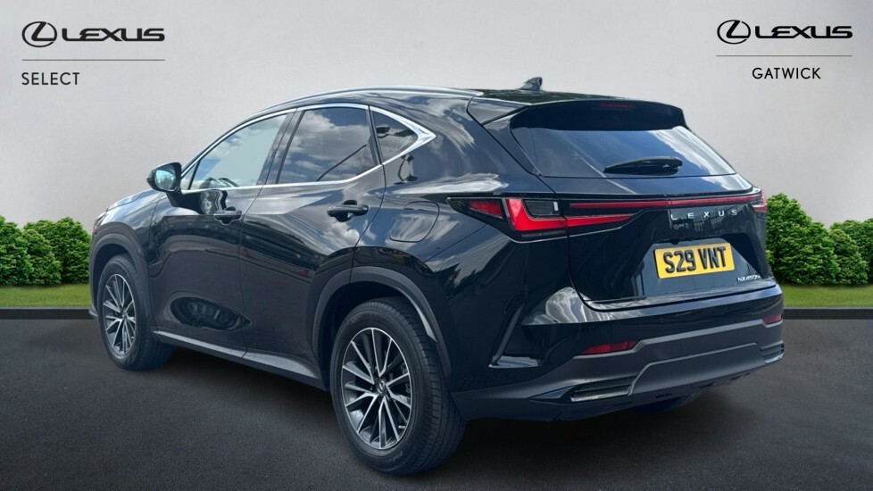 Lexus NX 2.5 450H 18.1Kwh Premium Suv Plug-in H Black #2