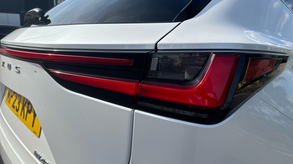 Lexus NX 450H 2.5 Takumi E-cvt Sunroof Black #22