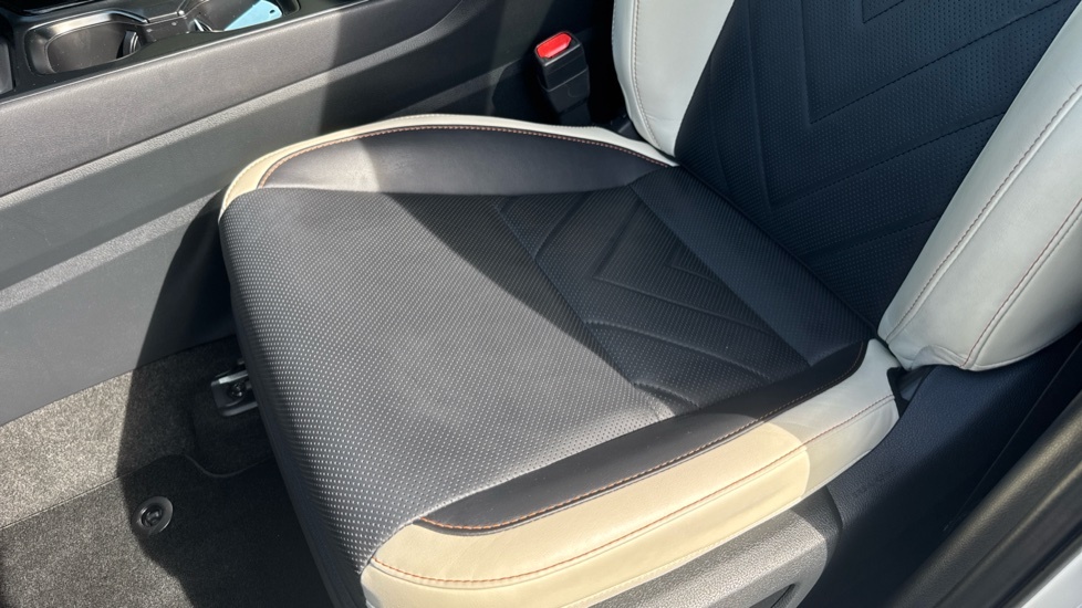 Lexus NX 450H 2.5 Takumi E-cvt Sunroof Black #18