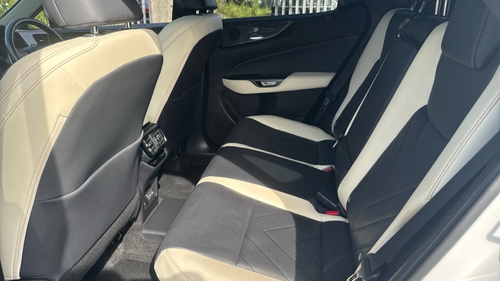Lexus NX 450H 2.5 Takumi E-cvt Sunroof Black #16