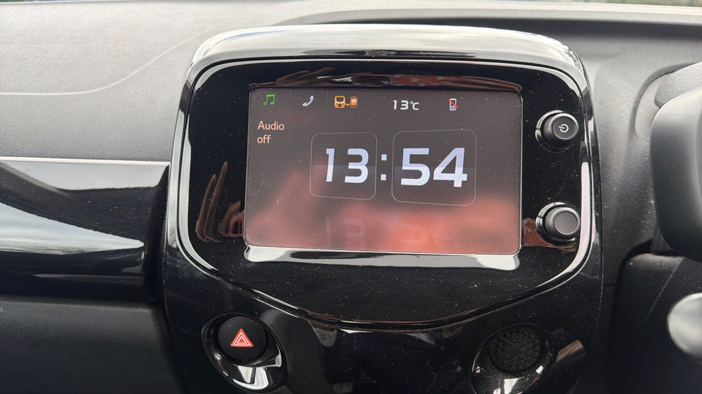 Toyota Aygo 1.0 Vvt-i X-clusiv Hatchback Eur Black #6
