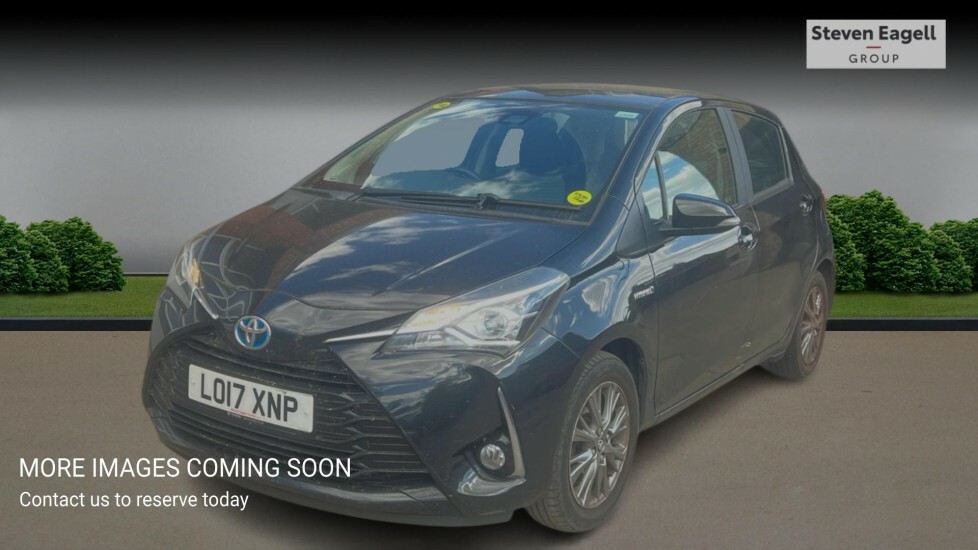 Toyota Yaris Icon Tech Hybrid Red #3