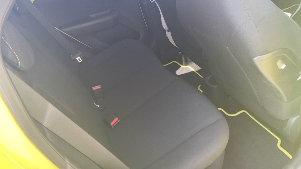 Toyota Aygo 1.0 Vvt-i X-pression Red #8