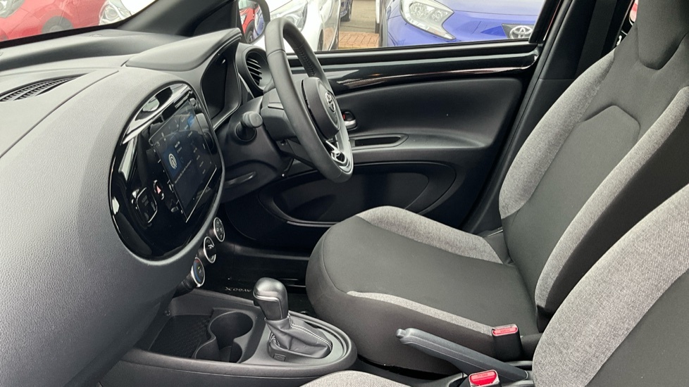 Toyota Aygo X 1.0 Vvt-i Pure X-shift Euro 6 Ss Black #5