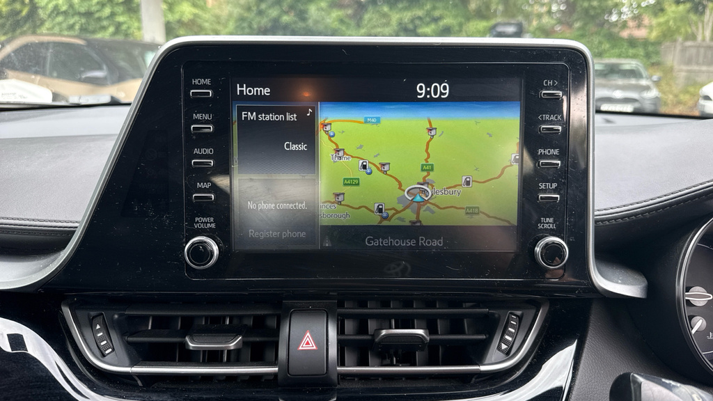 Toyota C-Hr 1.8 Hybrid Excel #9