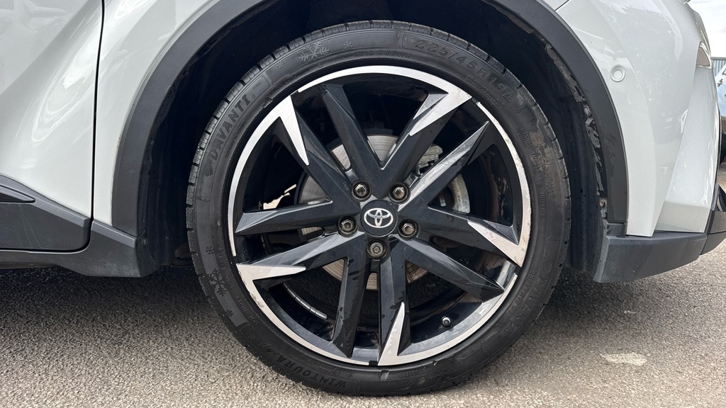 Toyota C-Hr 1.8 Hybrid Excel #25