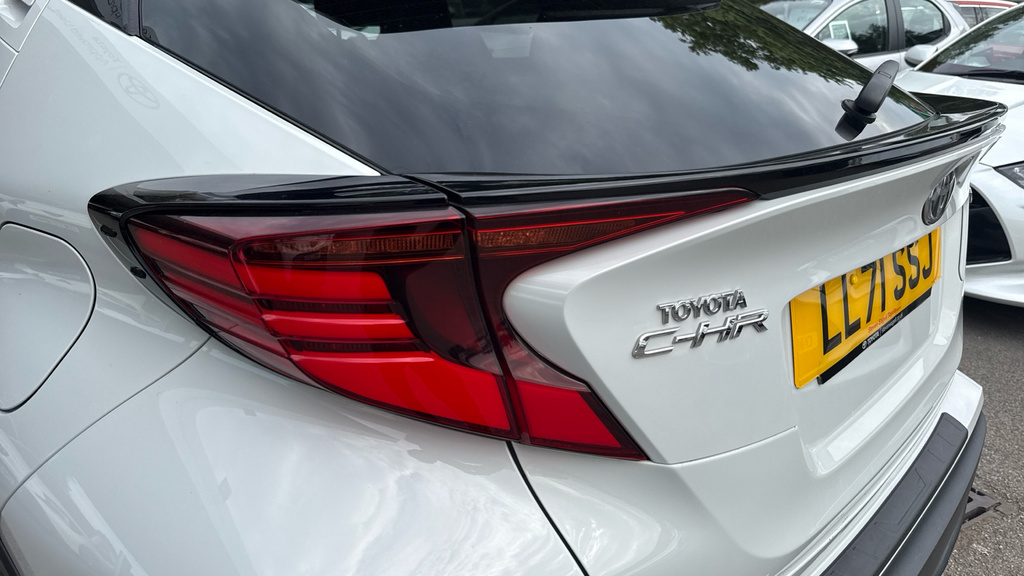 Toyota C-Hr 1.8 Hybrid Excel #21