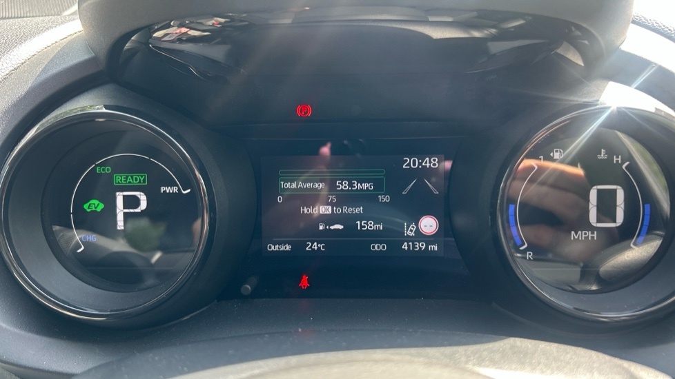Toyota Yaris Vvt-i Design Air Conbluetooth Black #11