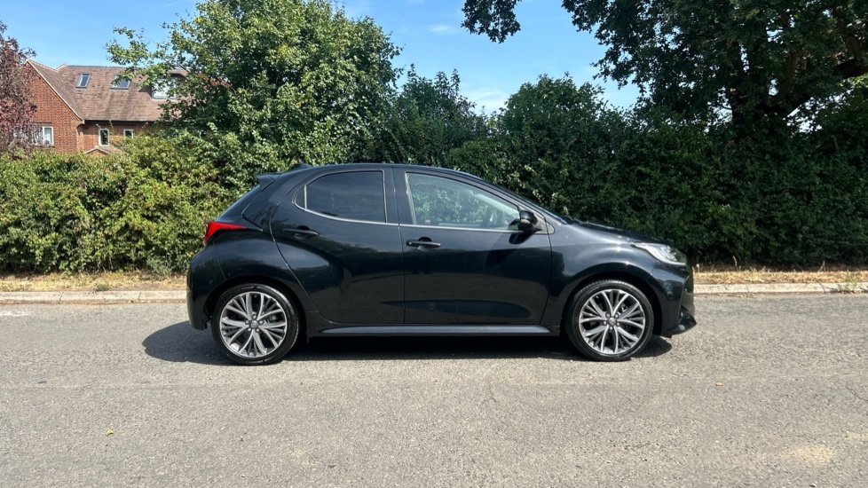 Toyota Yaris Vvt-i Design Air Conbluetooth Black #23
