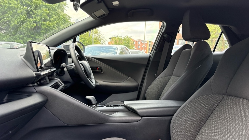 Toyota C-Hr 1.8 Vvt-h Icon Cvt Euro 6 Ss FM25HWD Silver #5
