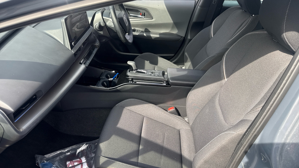 Toyota Prius 2.0 13.6Kwh Design Cvt Euro 6 Ss Grey #5