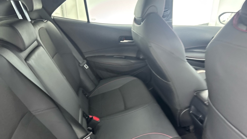 Toyota Corolla 1.8 Hybrid Design Cvt Hatchback Blue #8