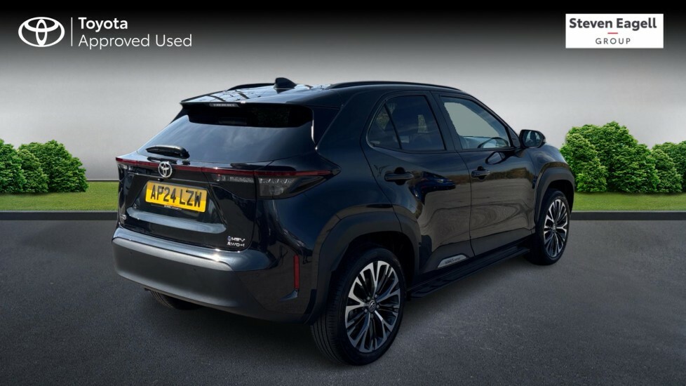 Toyota Yaris Cross 1.5 Vvt-h Excel E-cvt Awd Euro 6 Ss Black #2