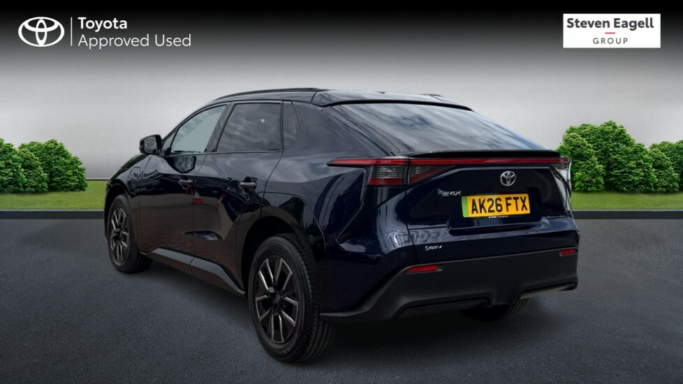 Toyota bZ4X 73.1Kwh Design Suv 224 Ps Blue #4
