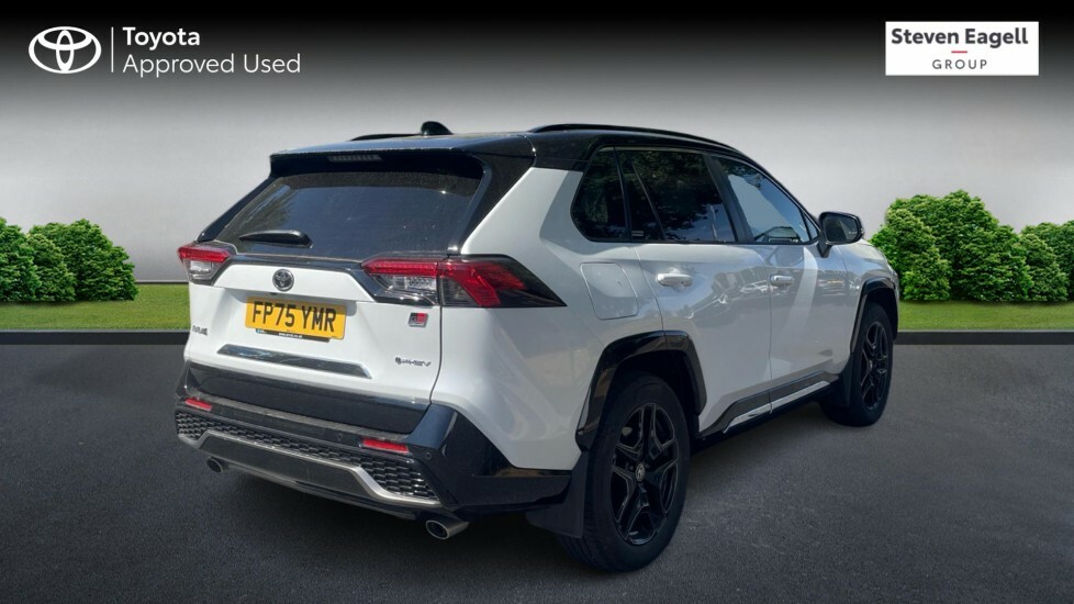 Toyota Rav 4 2.5 Vvt 18.1Kwh Gr Sport Suv Plug-in Hy FP75YMR White #2
