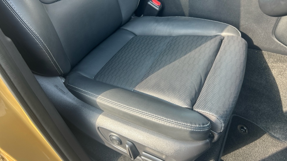 Toyota Land Cruiser 2.8L Null Black #17