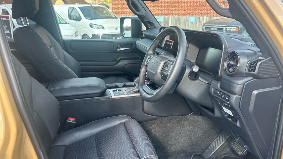 Toyota Land Cruiser 2.8L Null Black #12
