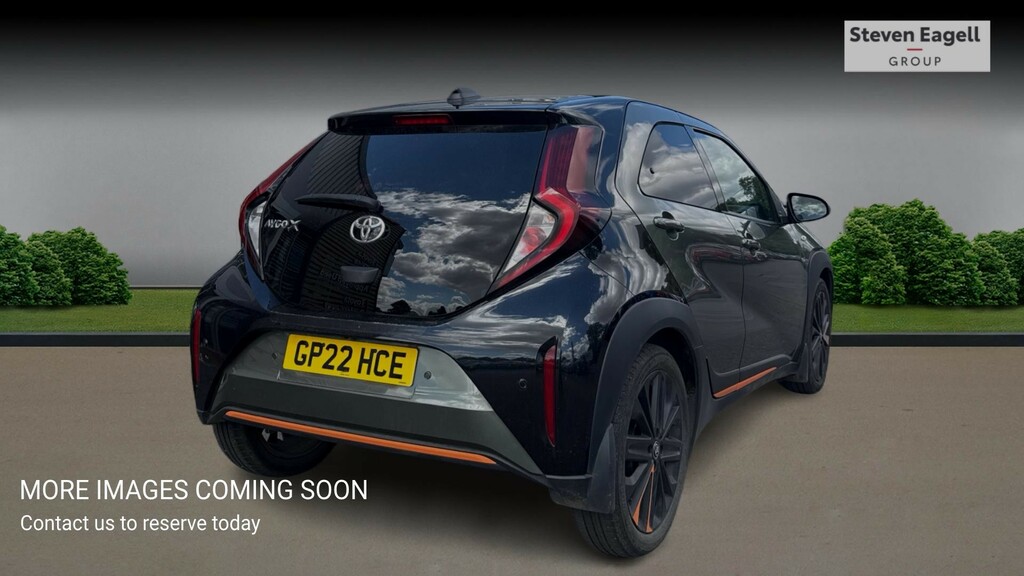 Toyota Aygo X 1.0 Vvt-i Limited Edition Canvas Roof Hatchback Green #4
