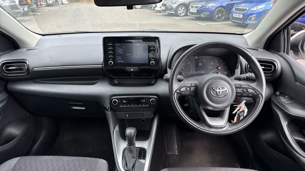 Toyota Yaris 1.5 Vvt-h Icon E-cvt Euro 6 Ss White #6