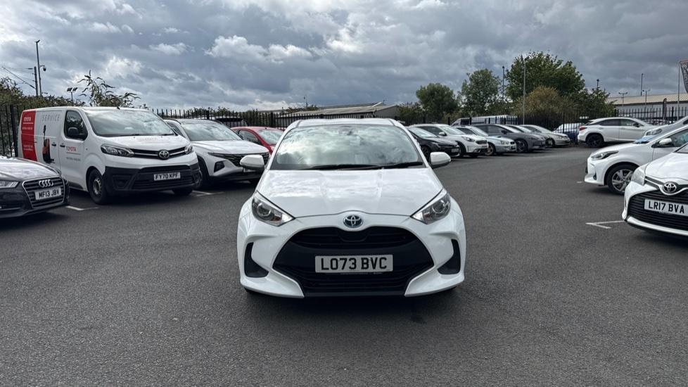 Toyota Yaris 1.5 Vvt-h Design E-cvt White #22