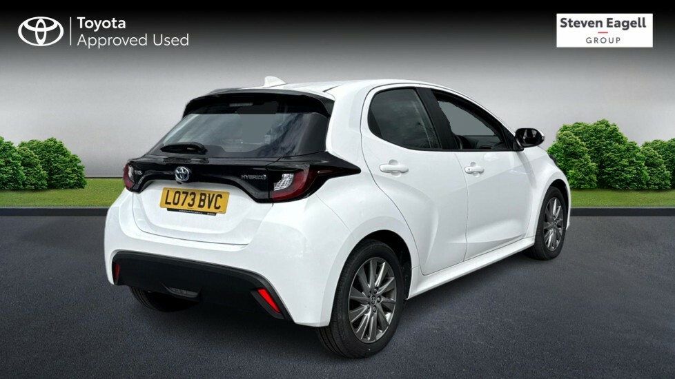 Toyota Yaris 1.5 Vvt-h Icon E-cvt Euro 6 Ss White #2