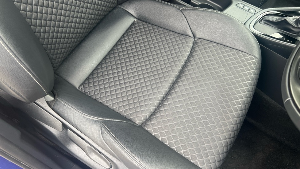 Toyota Yaris 1.5 Vvt-h Design E Cvt Grey #17