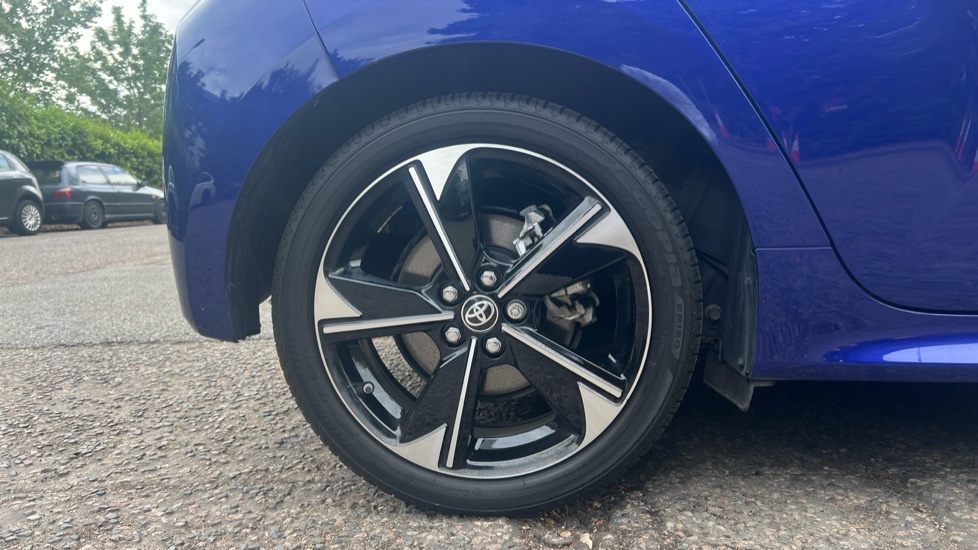 Toyota Yaris 1.5 Vvt-h Design E Cvt Grey #25