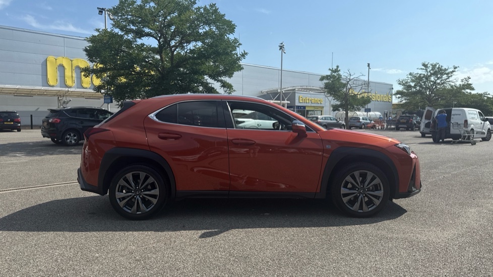 Lexus UX 250H 2.0 F-sport Design Cvt Hatchback Silver #23