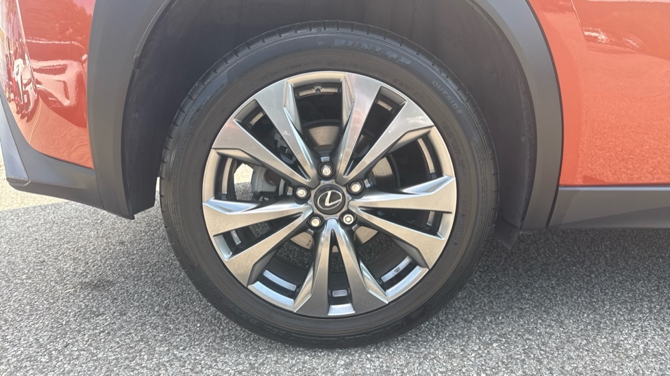 Lexus UX 250H 2.0 F-sport Design Cvt Hatchback Silver #31