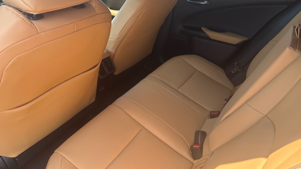 Lexus UX 250H 2.0 F-sport Design Cvt Hatchback Silver #16