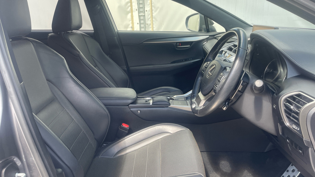 Lexus NX F Sport White #13