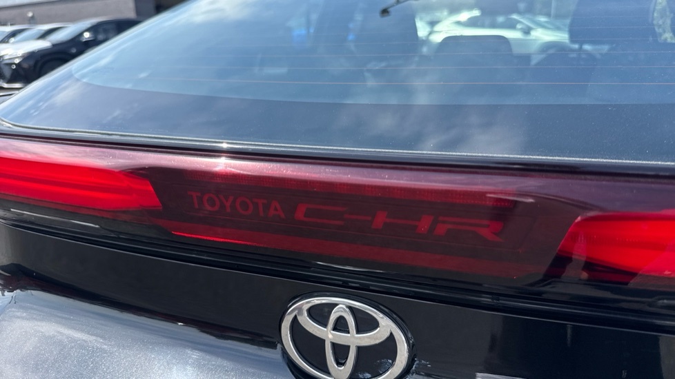 Toyota C-Hr 2.0 Phev Design Cvt Purple #20