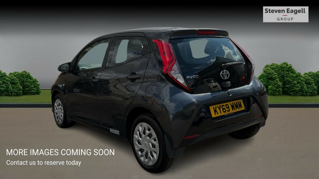 Toyota Aygo 1.0 Vvt-i X-play Euro 6 Grey #2