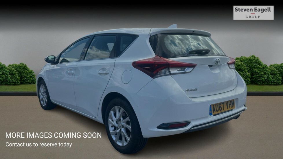 Toyota Auris 1.2 Vvt-i Icon Euro 6 Ss Safety Sense White #2