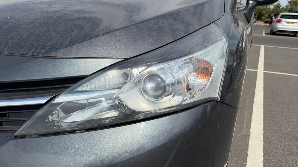 Toyota Verso 1.8 V-matic Design M-drive S Grey #20