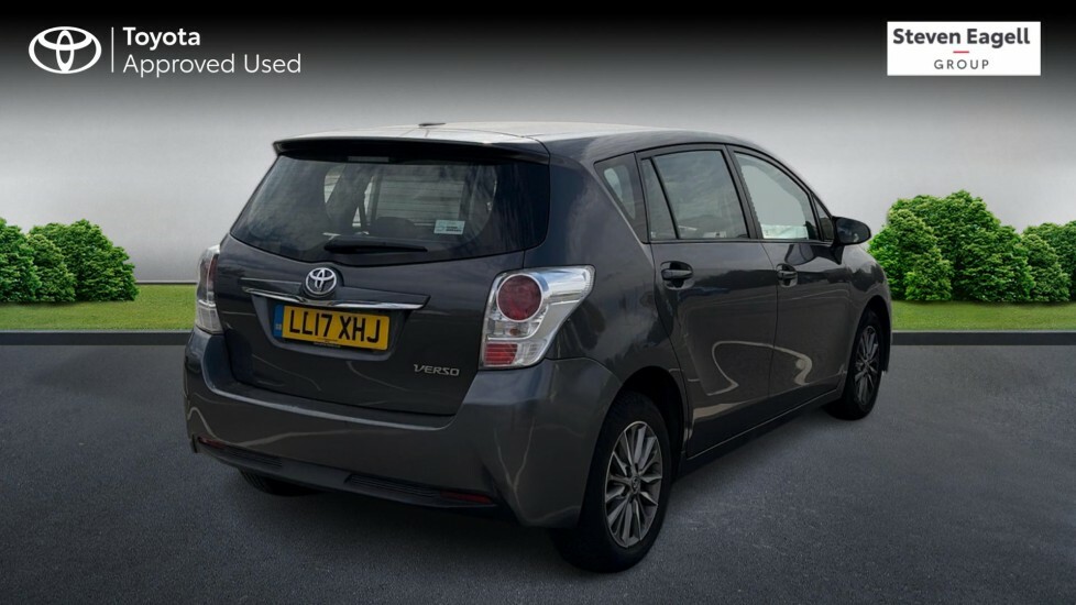 Toyota Verso 1.8 V-matic Icon Multidrive S Euro 6 7 Seat Grey #2