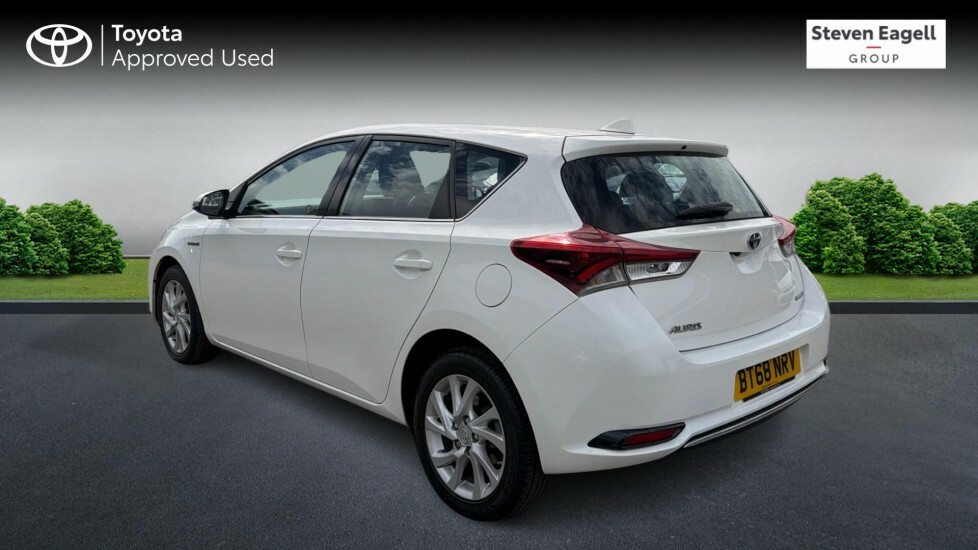 Toyota Auris 1.8 Vvt-h Icon Tech Cvt Euro 6 Ss White #4