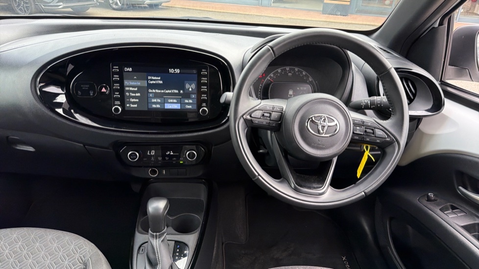 Toyota Aygo X 1.0 Vvt-i Edge Hatchback X-shift Euro 6 White #6