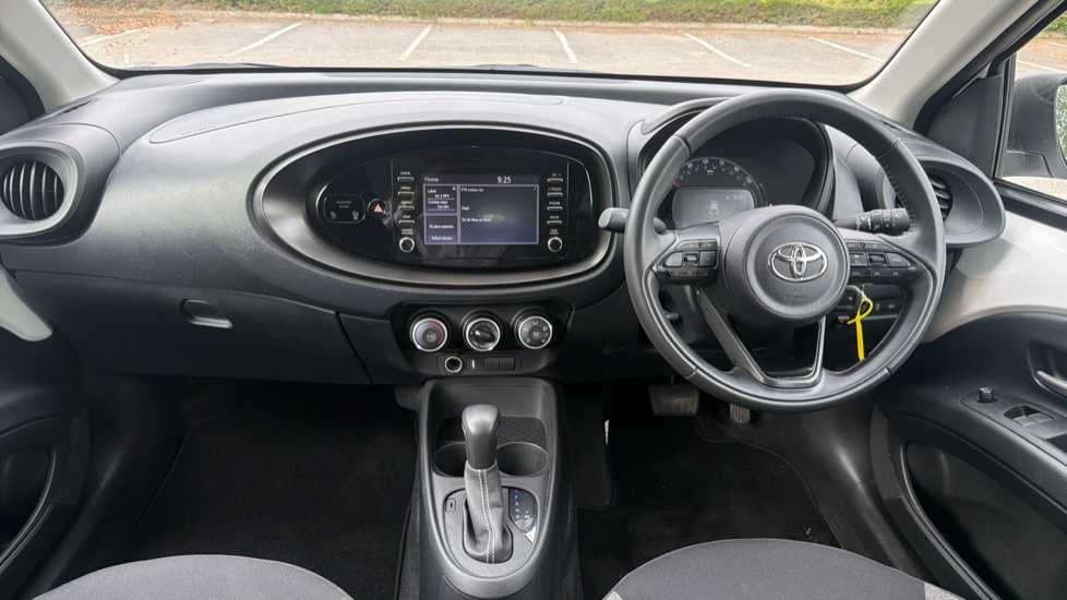 Toyota Aygo X 1.0 Vvt-i Pure X-shift Euro 6 Ss White #6