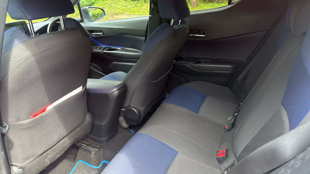 Toyota C-Hr 1.8L Icon White #15