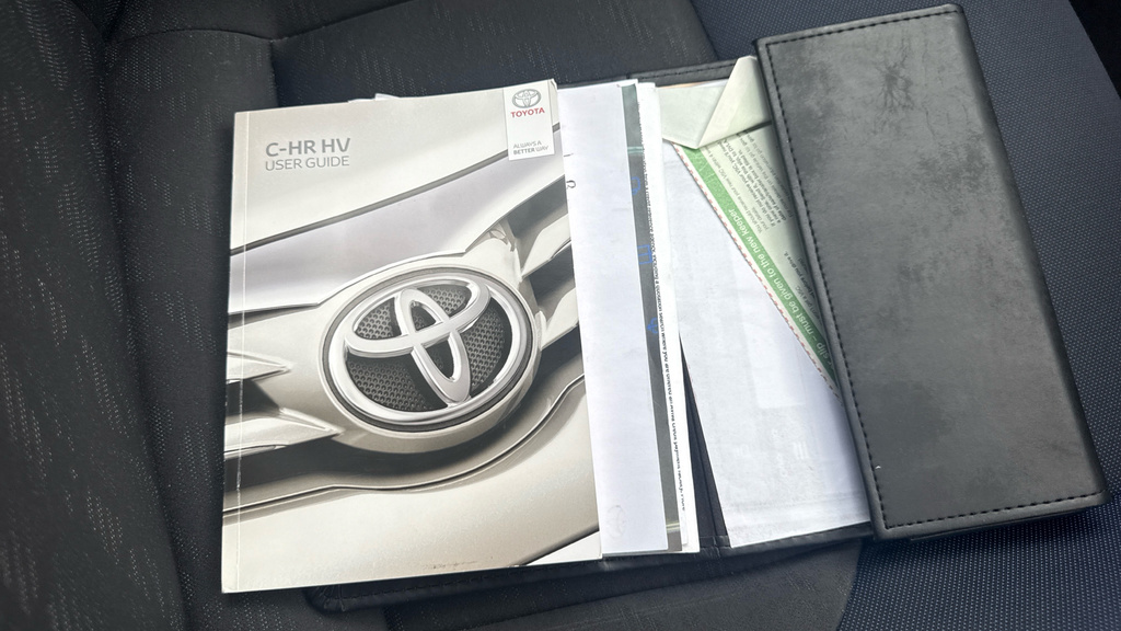Toyota C-Hr 1.8L Icon White #27