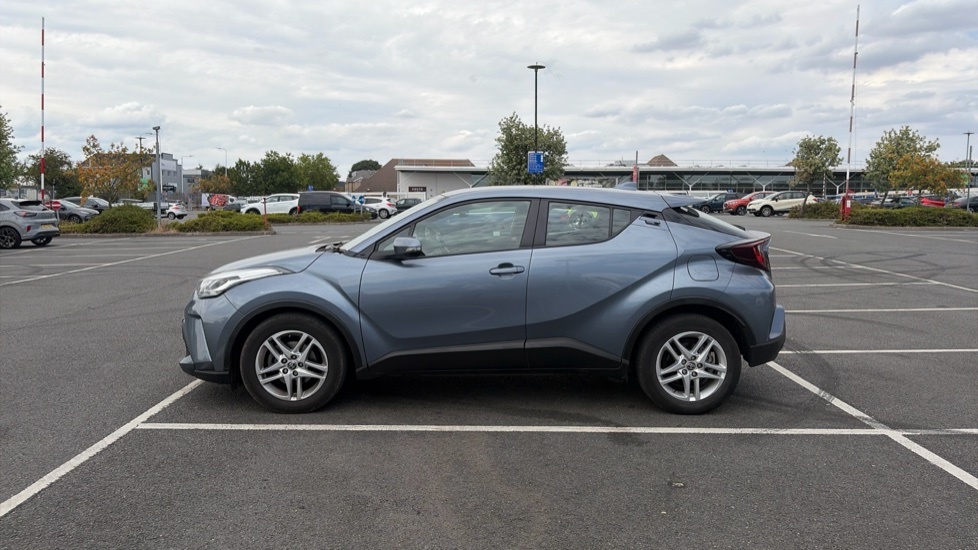 Toyota C-Hr 1.8 Hybrid Icon Cvt Tech Hatchback Black #24