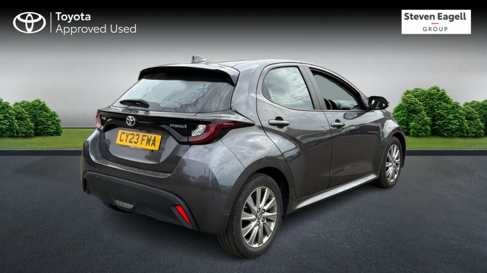 Toyota Yaris 1.5 Vvt-h Icon Hatchback Hybrid E-cvt E Grey #2