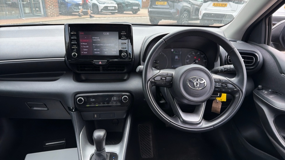 Toyota Yaris 1.5 Vvt-h Icon Hatchback Hybrid E-cvt E Grey #6