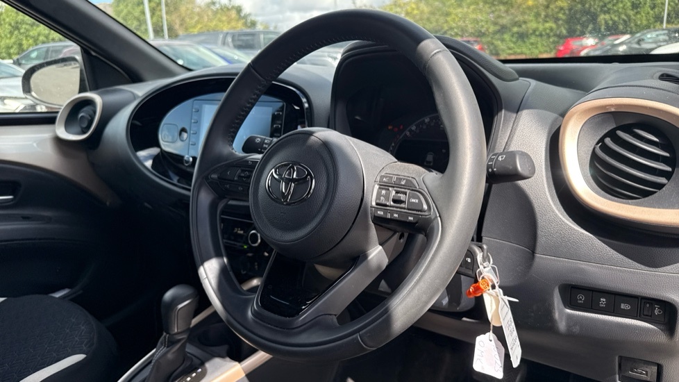 Toyota Aygo X 1.0 Vvt-i Edge Green #7