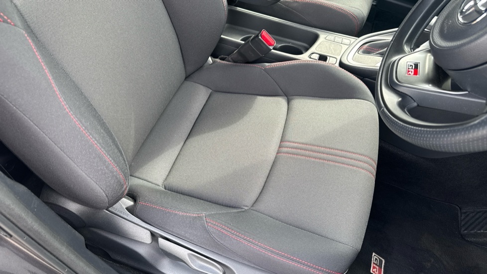 Toyota Yaris Gr Sport White #17