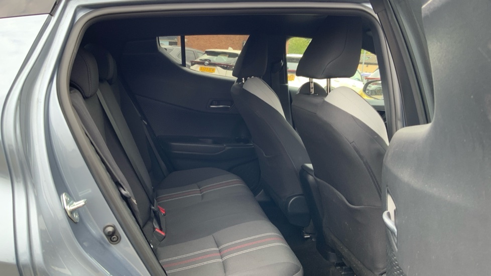 Toyota C-Hr 2022 72 1.8 #8