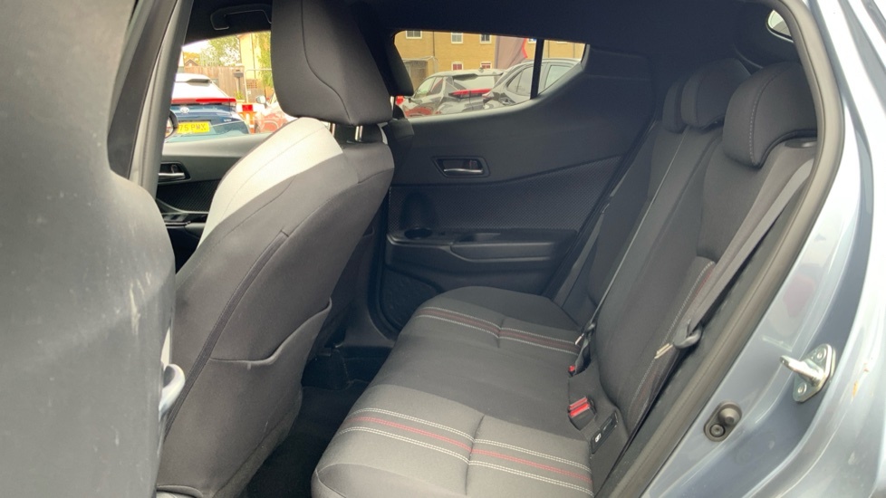 Toyota C-Hr 2022 72 1.8 #15