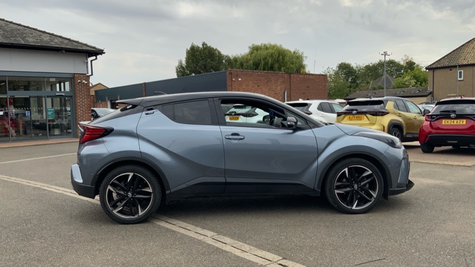 Toyota C-Hr 2022 72 1.8 #23